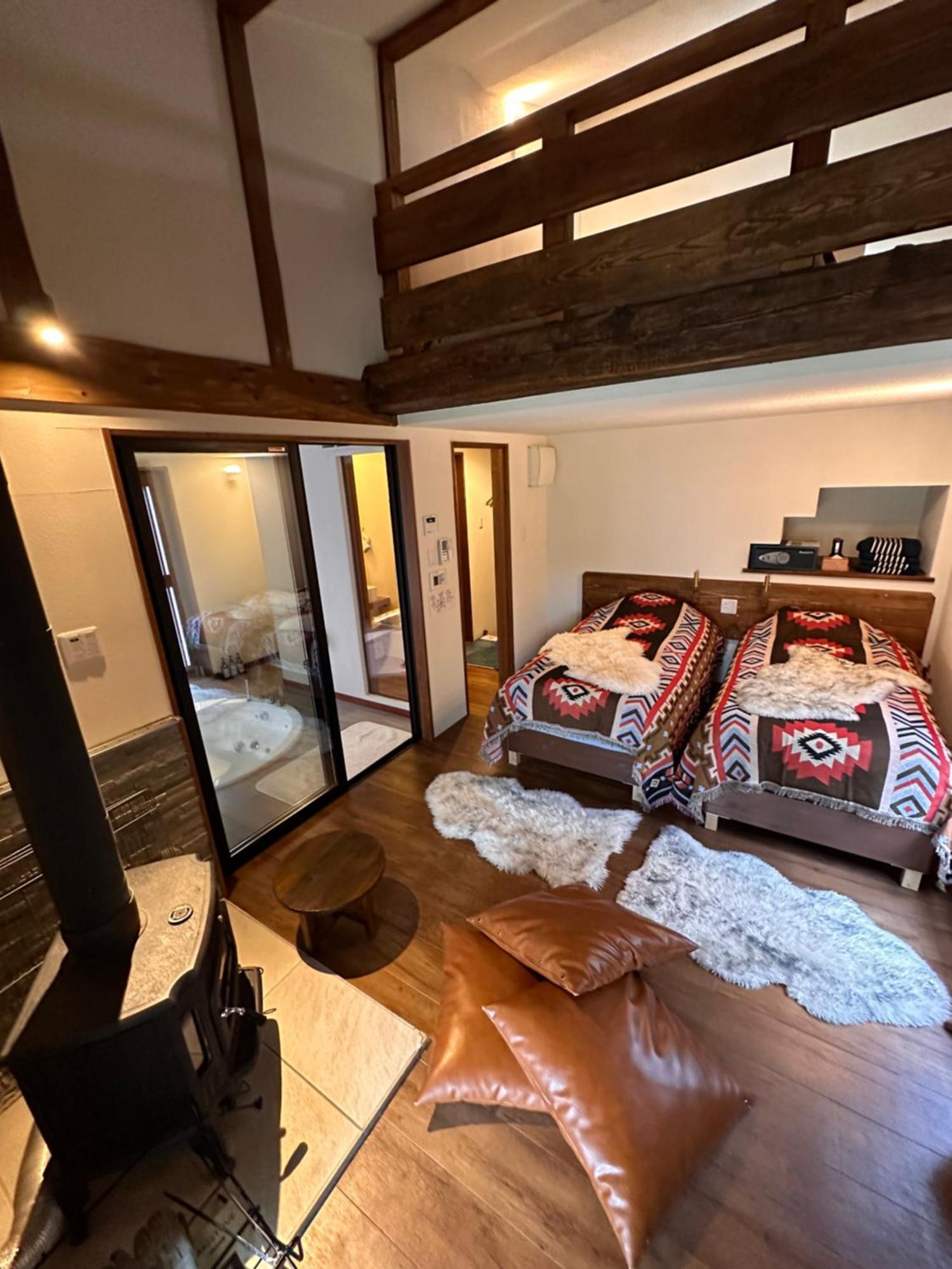 Glamping Villa Hanz Kawaguchiko Фудзі-Каваґутіко Екстер'єр фото